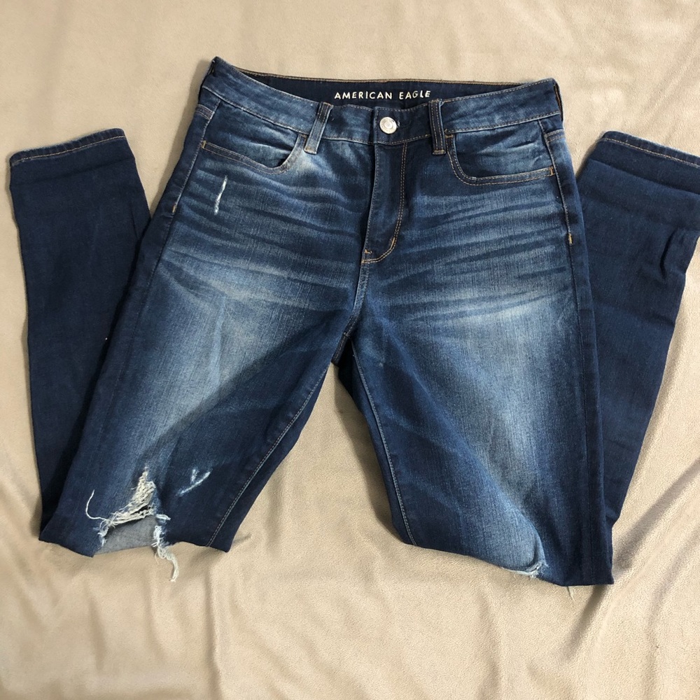 american eagle blue ripped jeans